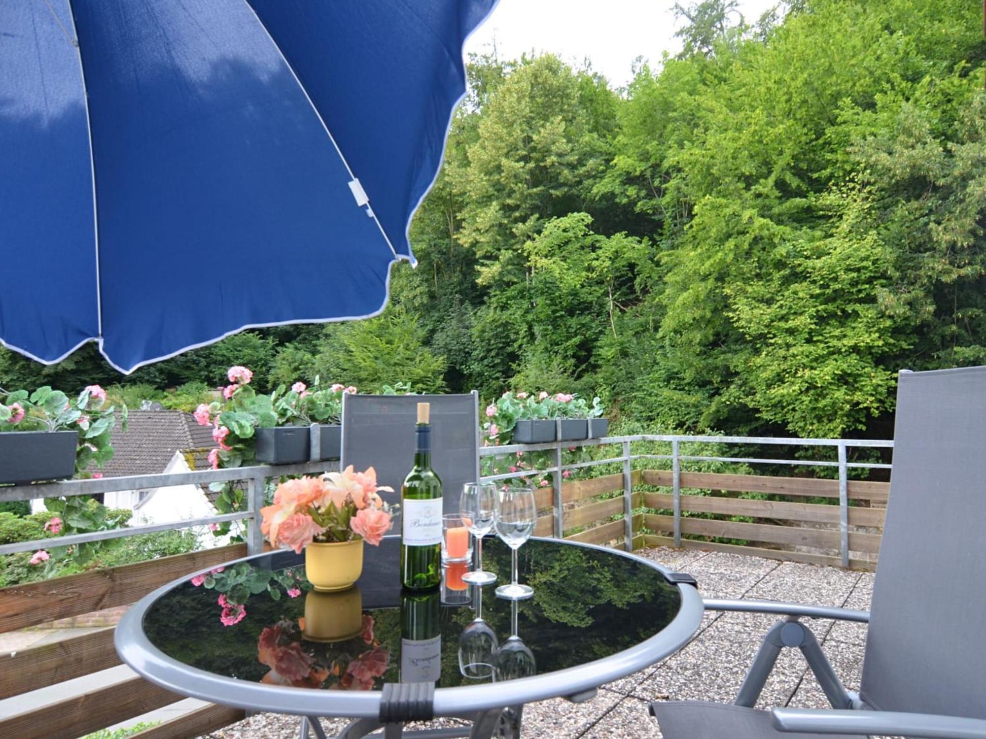 Spacious Apartment In Weser Uplands With Garden Bad Pyrmont Eksteriør bilde